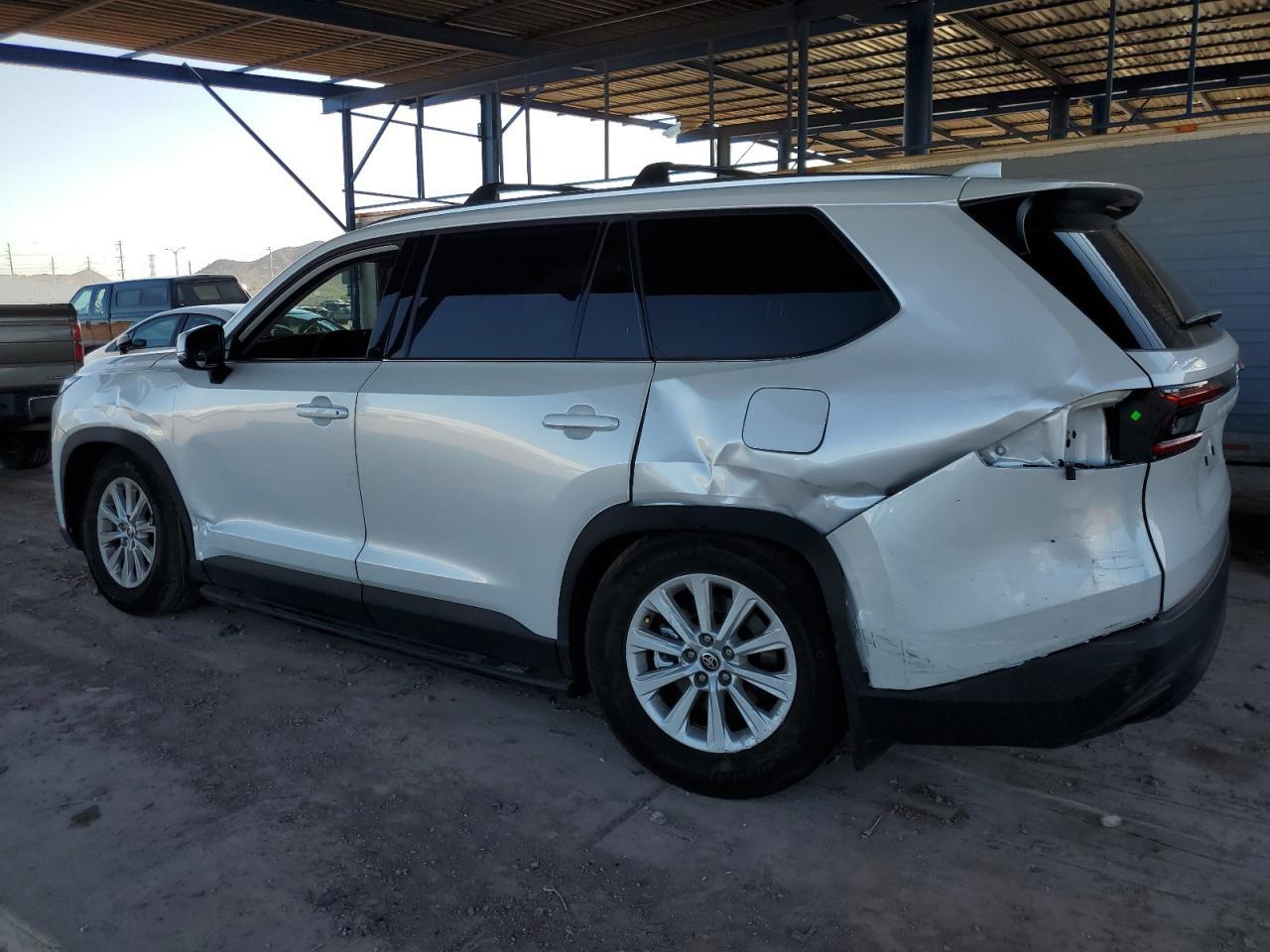 2024 TOYOTA HIGHLANDER