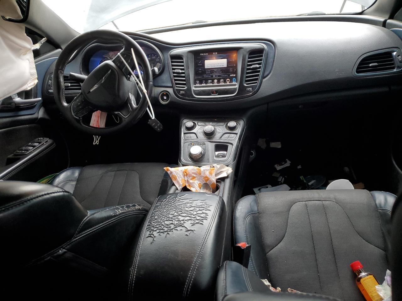 2015 CHRYSLER 200