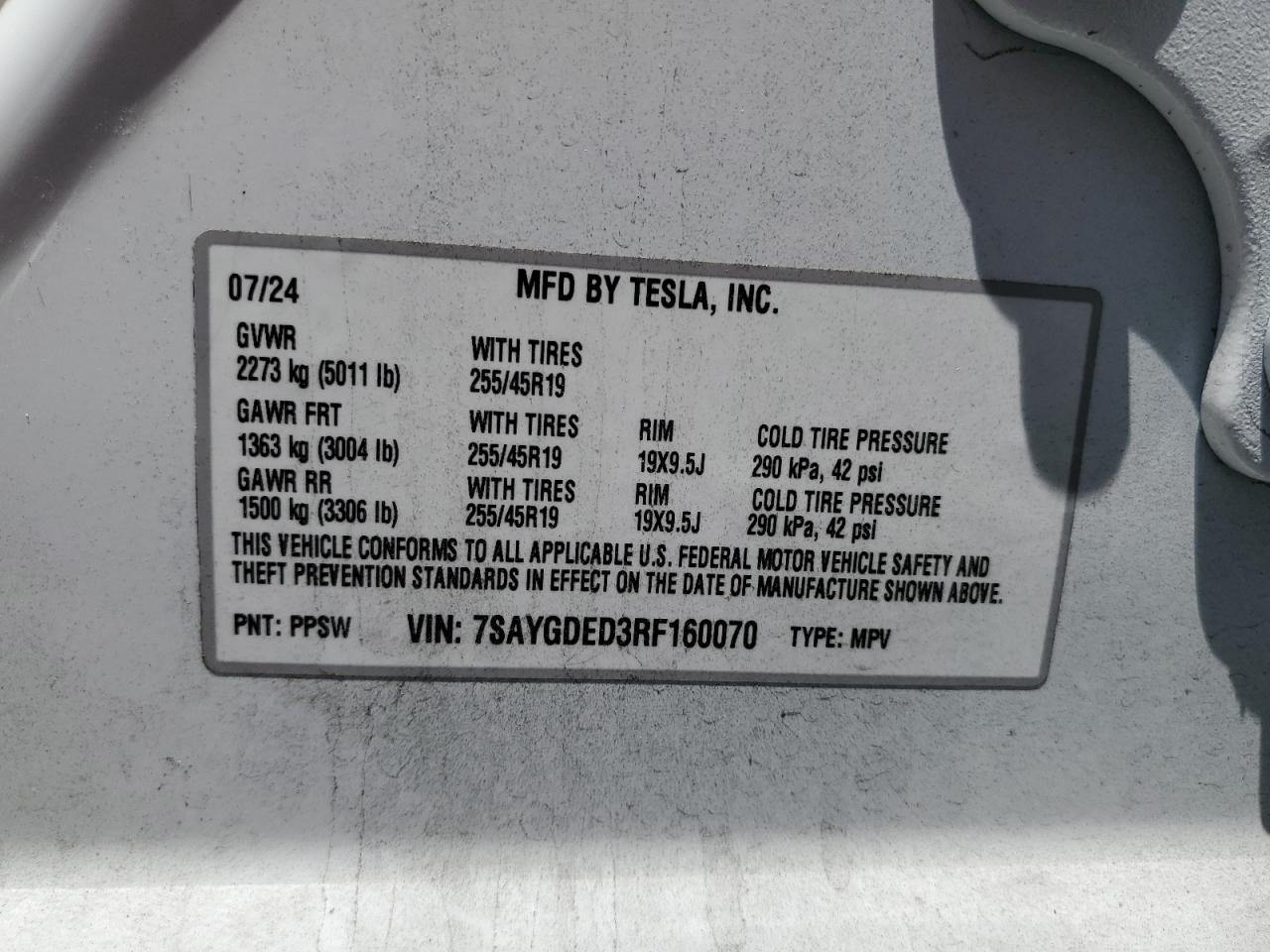 2024 TESLA MODEL Y