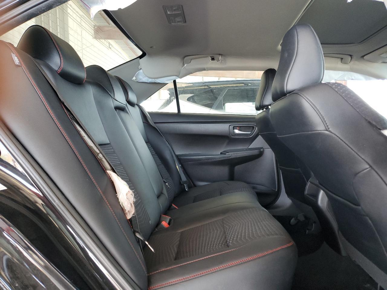 2015 TOYOTA CAMRY