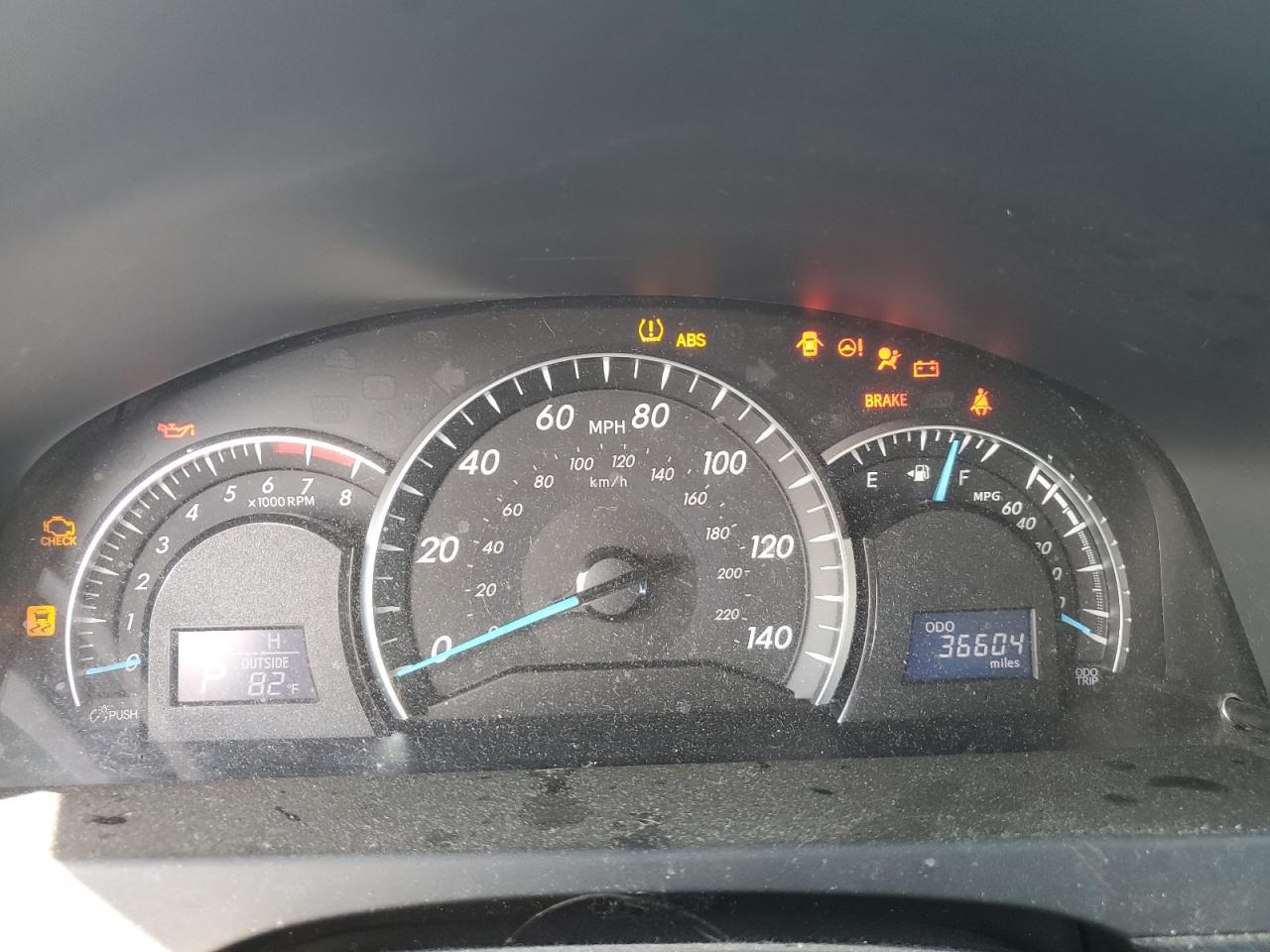 2014 TOYOTA CAMRY