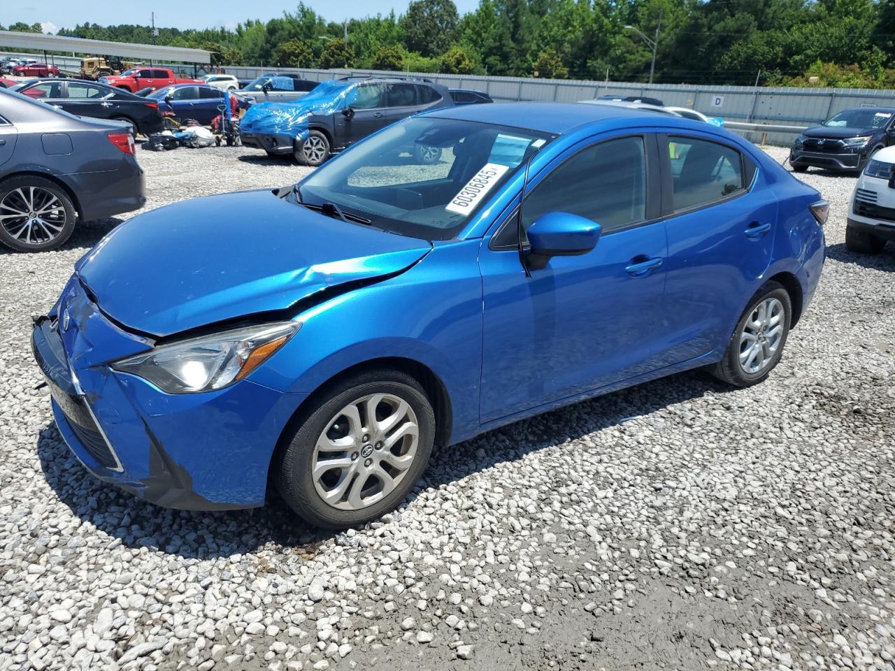 2017 TOYOTA YARIS