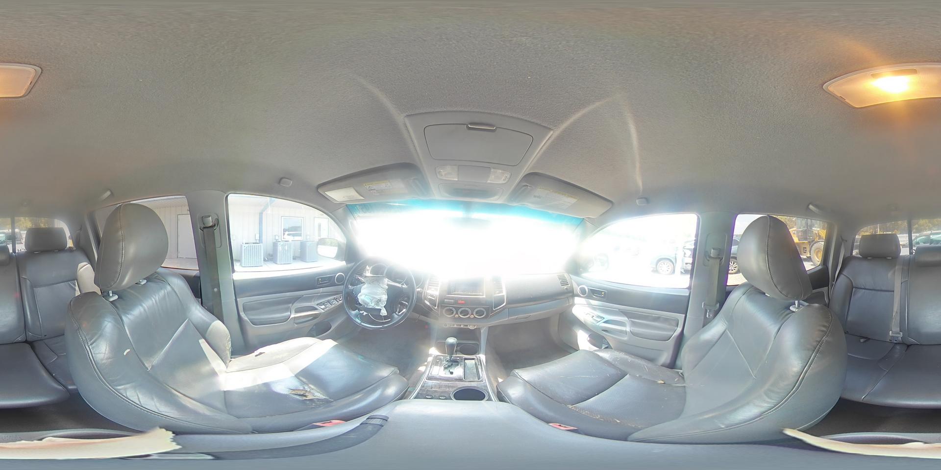 2011 TOYOTA TACOMA