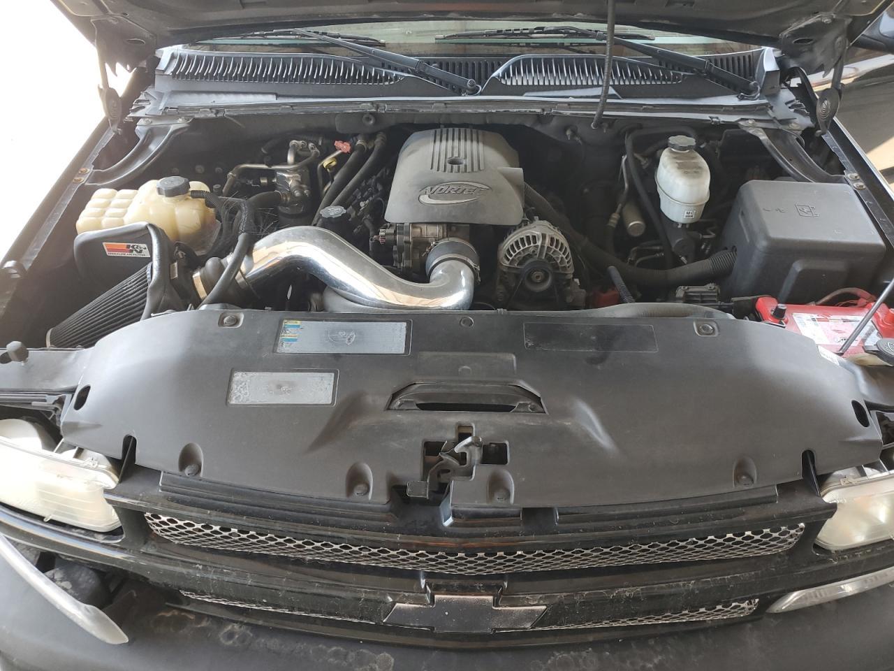 2005 CHEVROLET Suburban