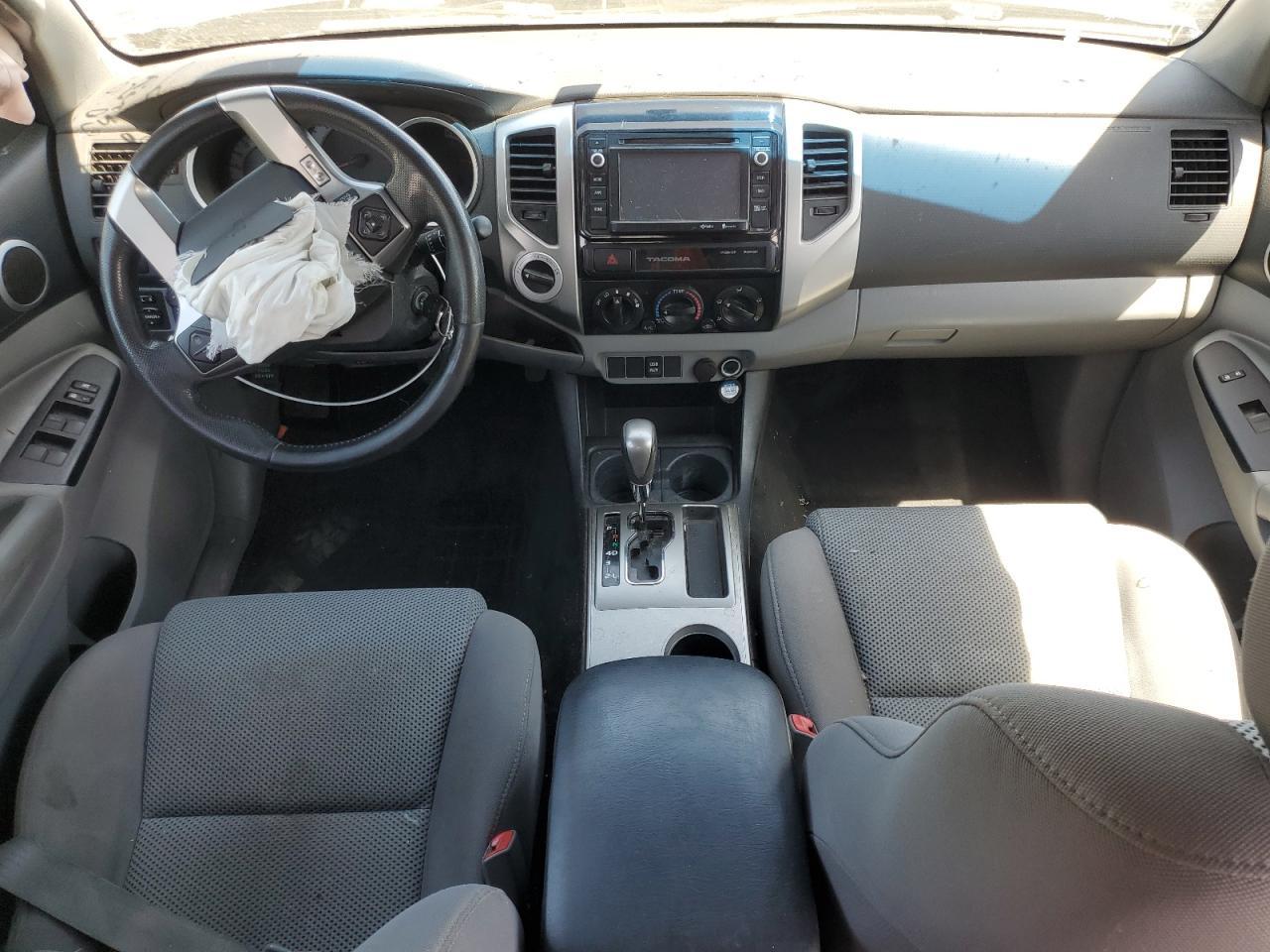 2015 TOYOTA TACOMA