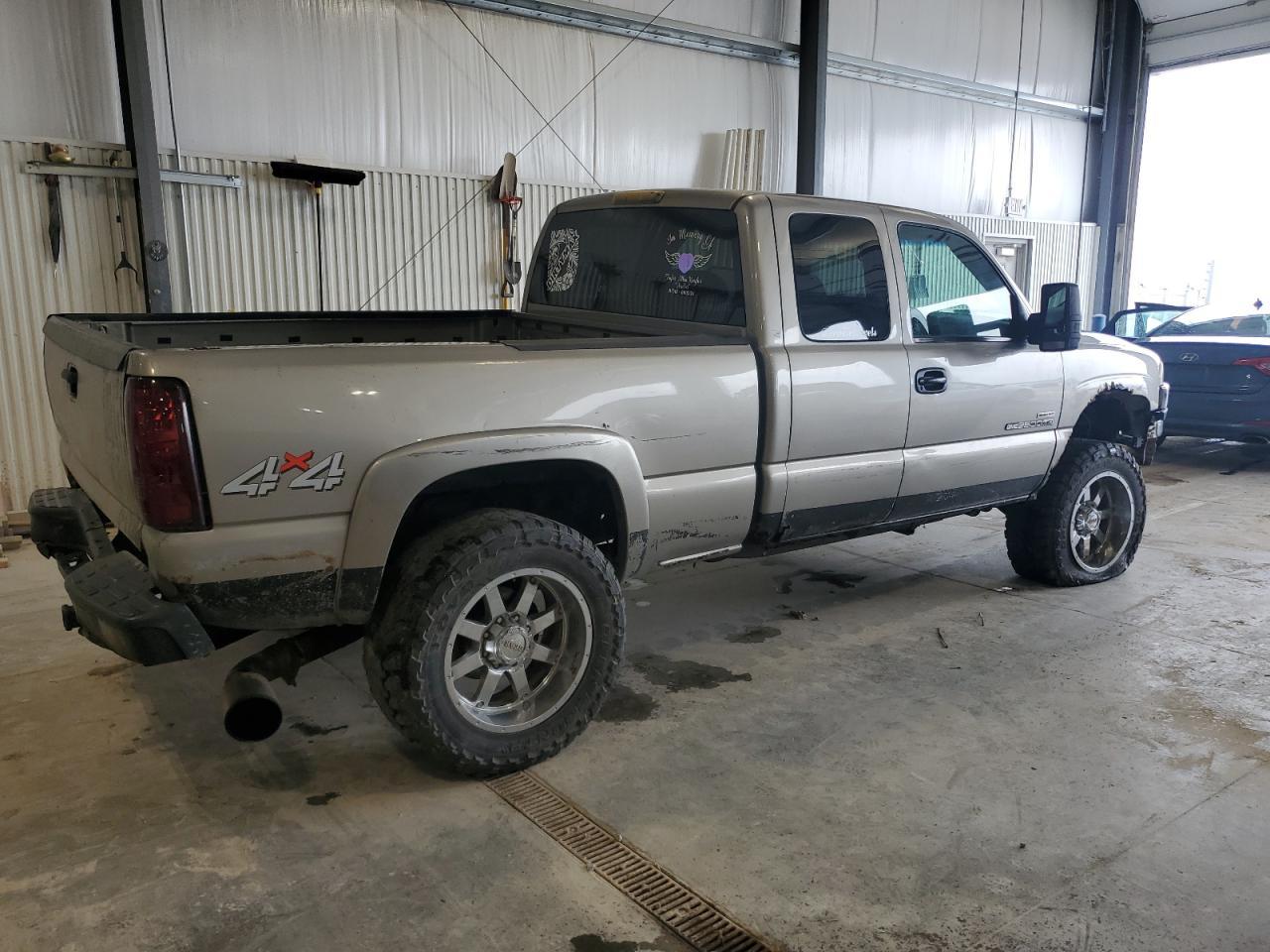 2003 GMC Sierra