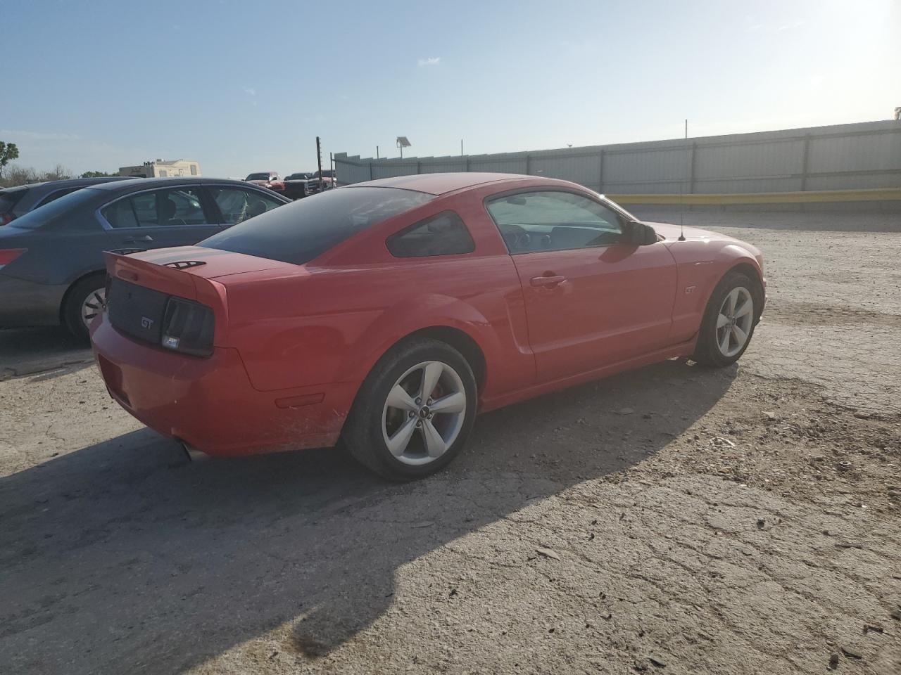 2006 FORD MUSTANG