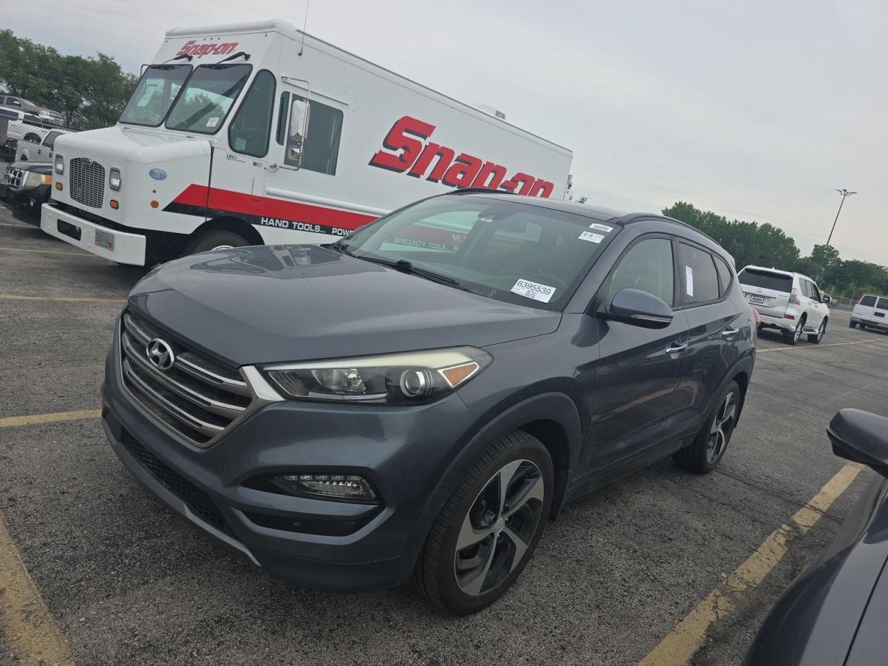 2016 HYUNDAI TUCSON
