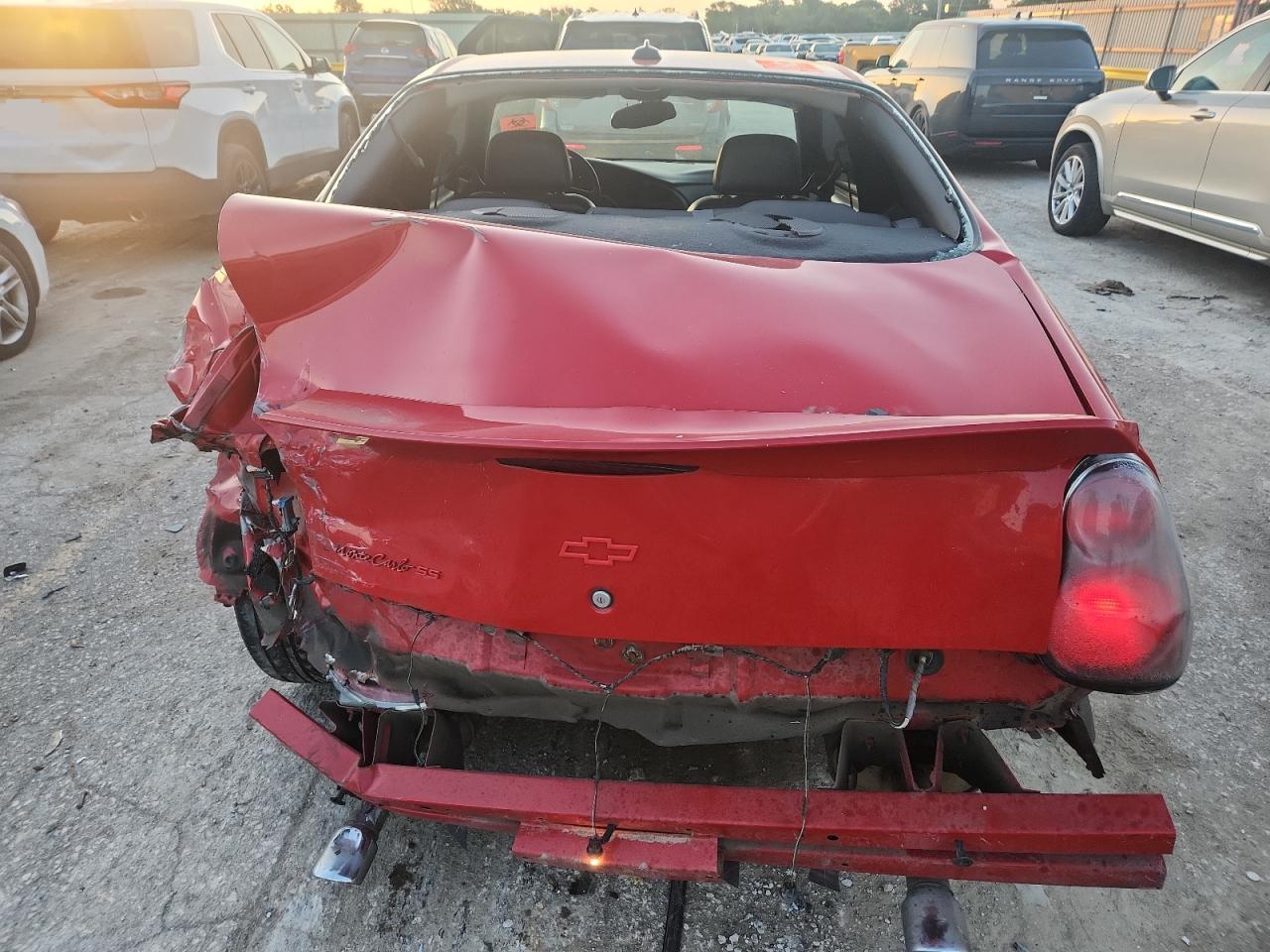 2004 CHEVROLET Monte Carlo