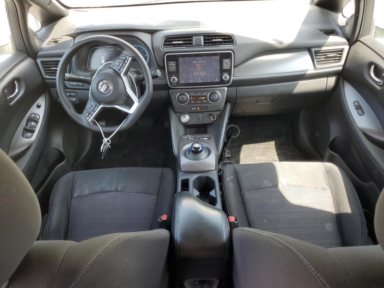2020 NISSAN LEAF