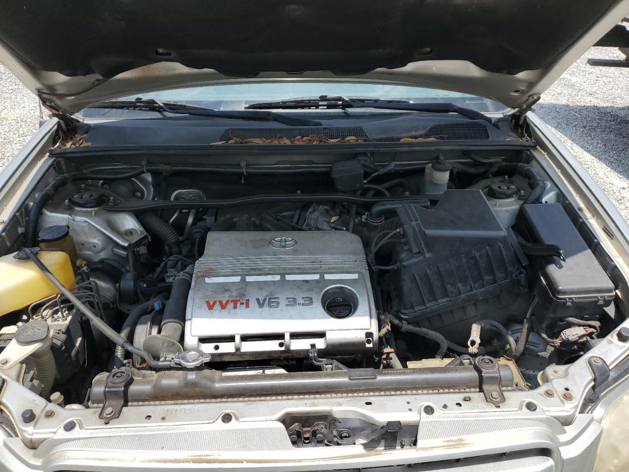 2004 TOYOTA HIGHLANDER