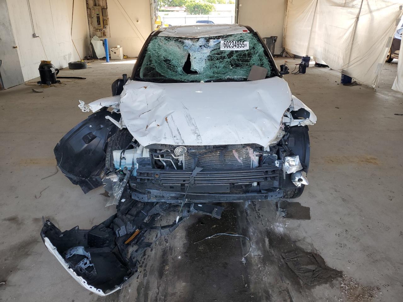 2021 NISSAN KICKS