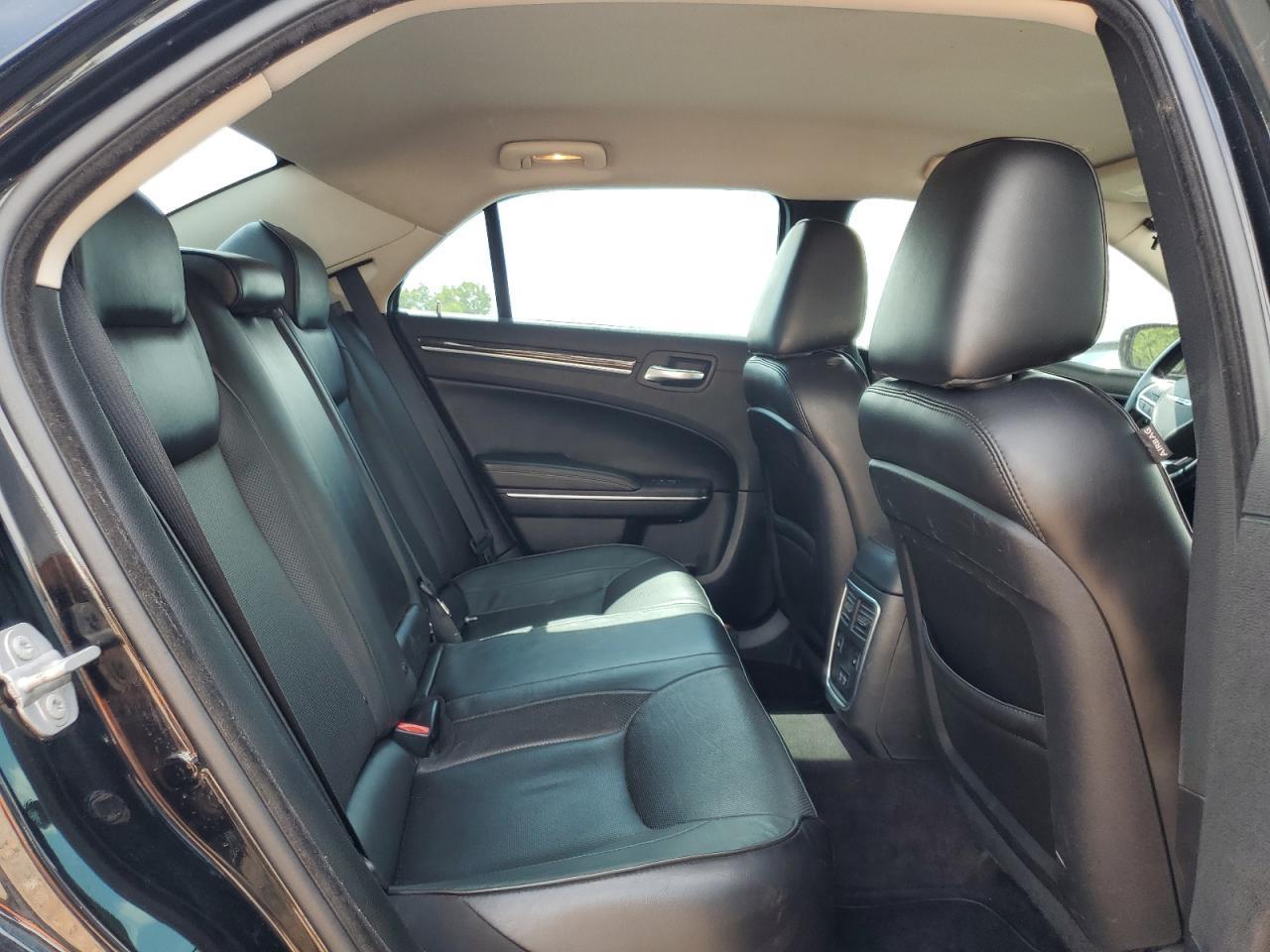 2018 CHRYSLER 300