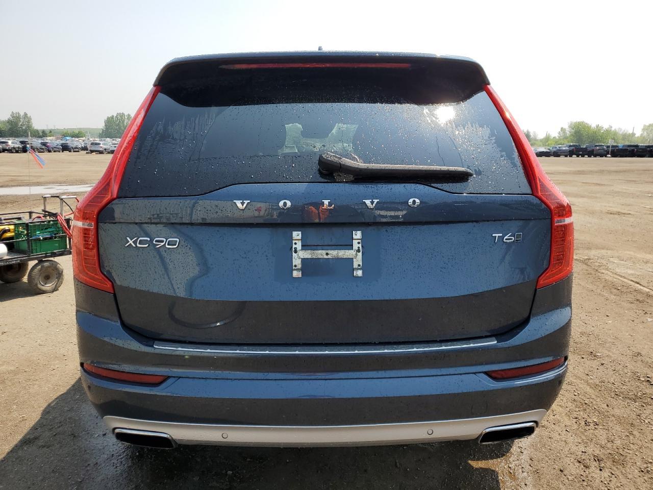 2021 VOLVO XC90