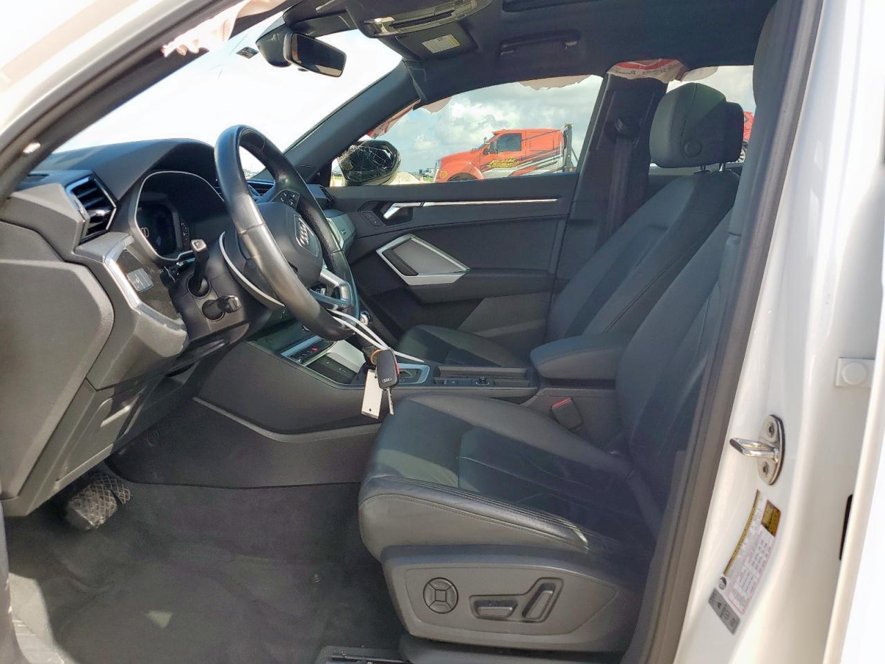 2021 AUDI Q3