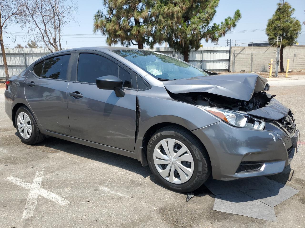 2020 NISSAN VERSA