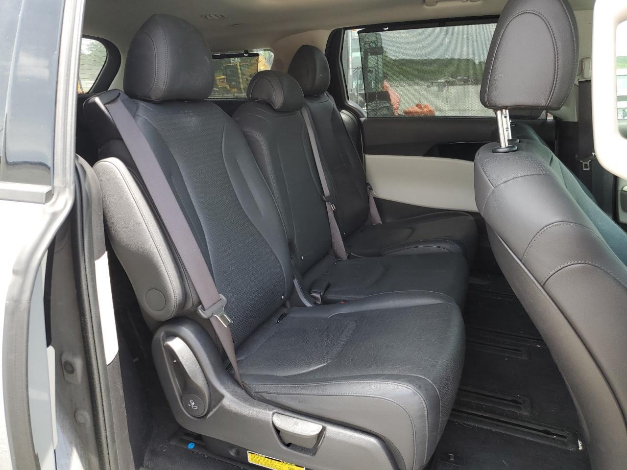 2024 KIA Carnival
