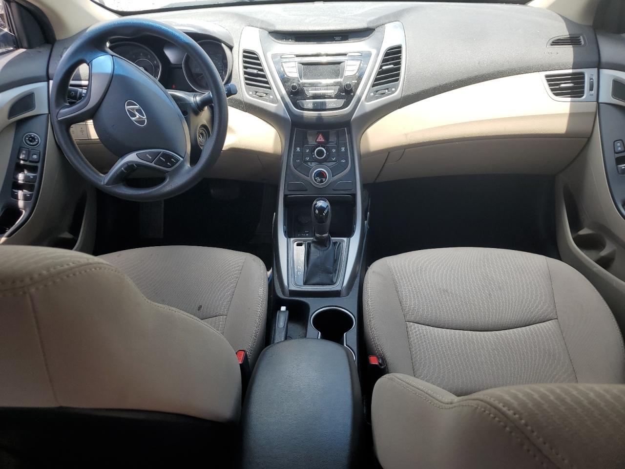 2016 HYUNDAI ELANTRA