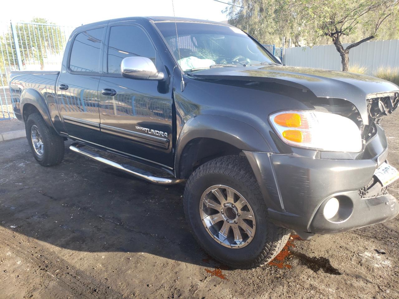2004 TOYOTA TUNDRA