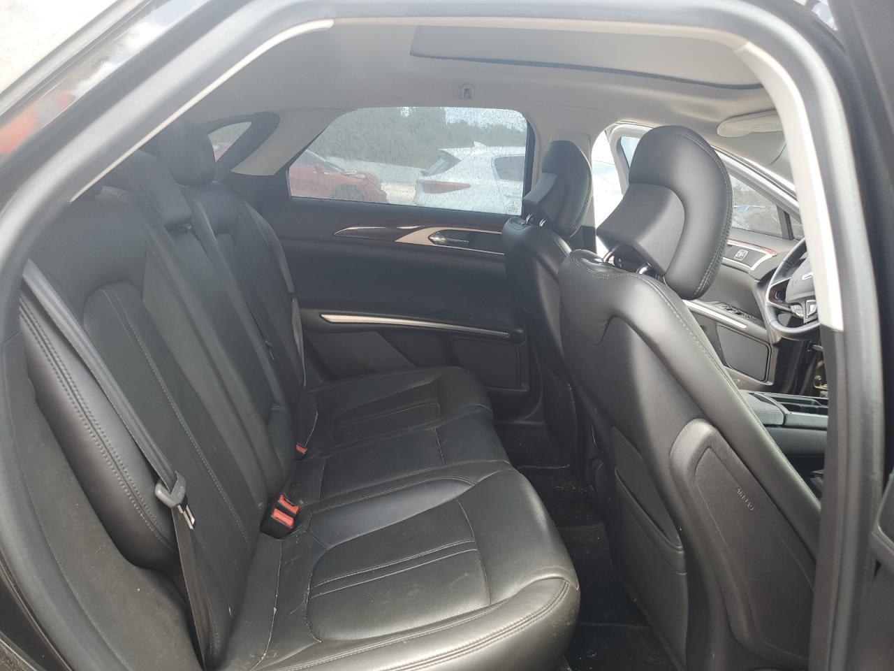 2013 LINCOLN MKZ