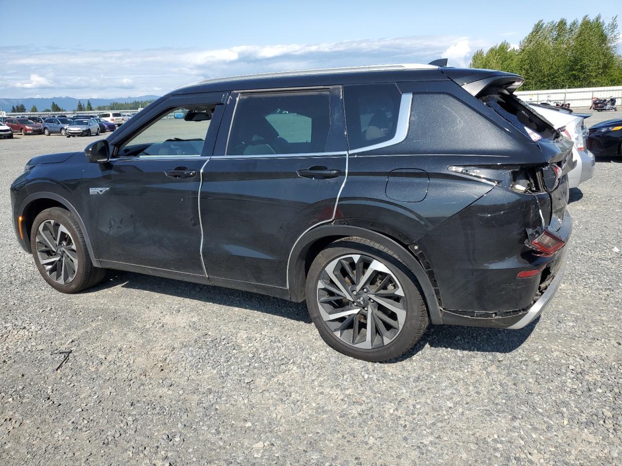2023 MITSUBISHI outlander