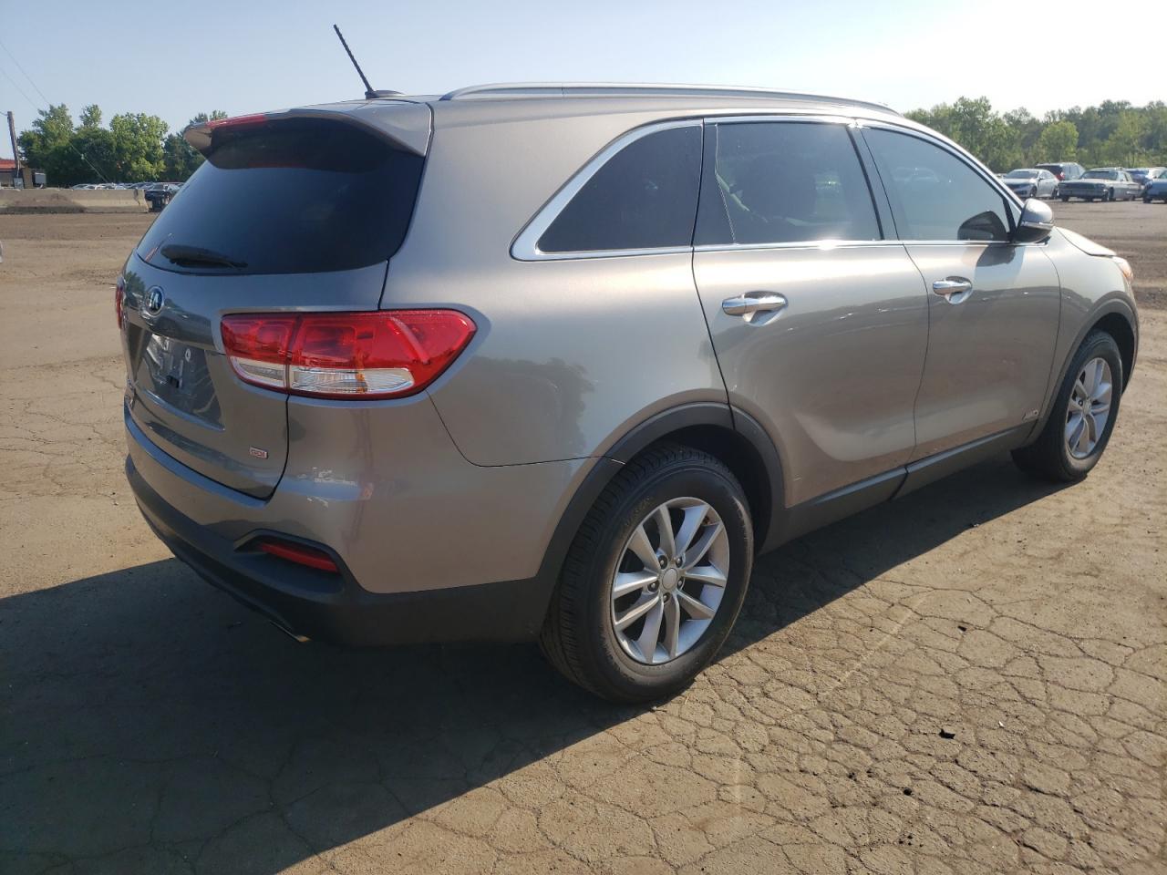 2017 KIA SORENTO