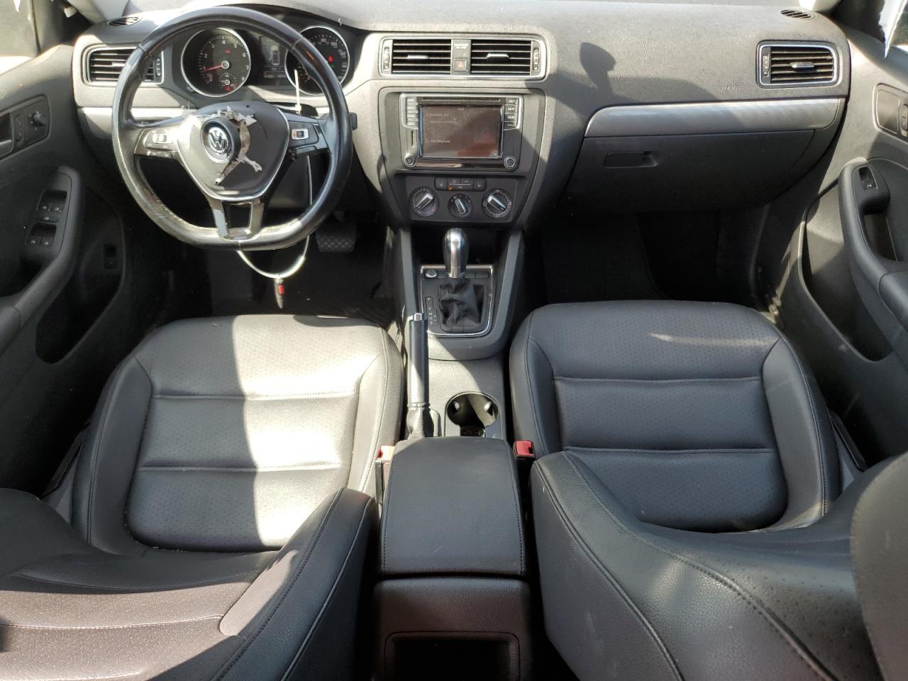 2017 VOLKSWAGEN JETTA