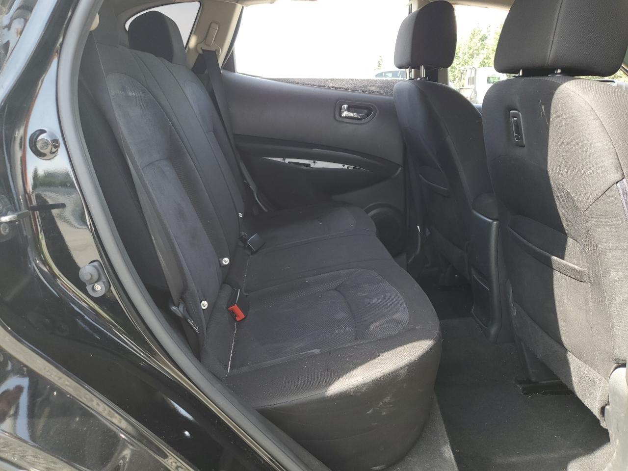 2014 NISSAN ROGUE