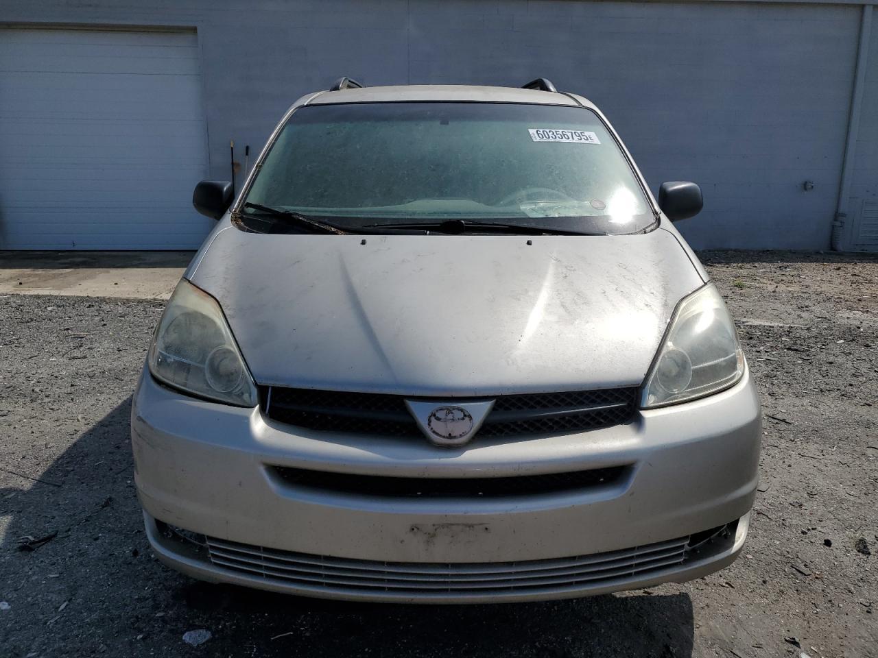 2004 TOYOTA SIENNA