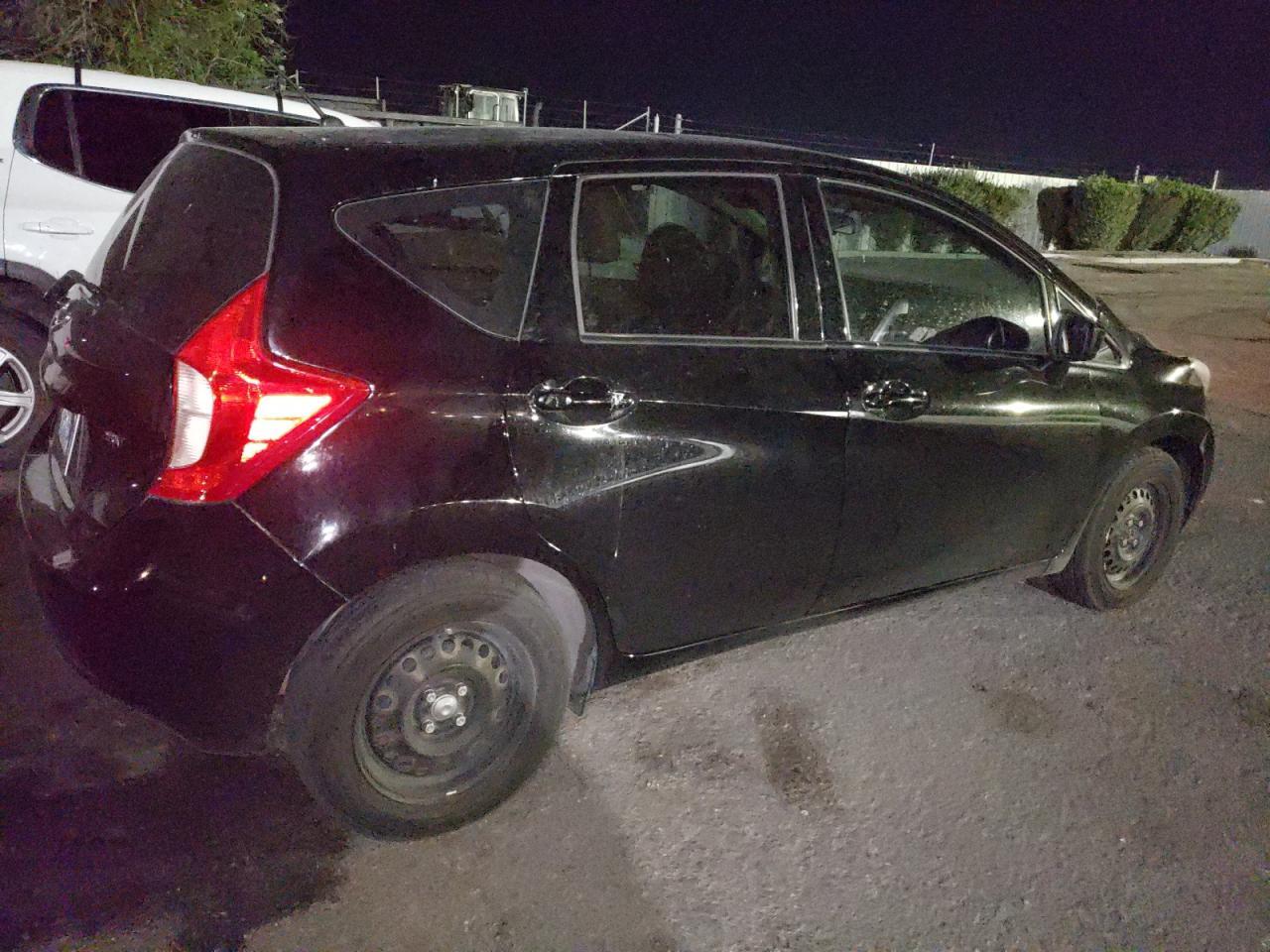 2015 NISSAN VERSA