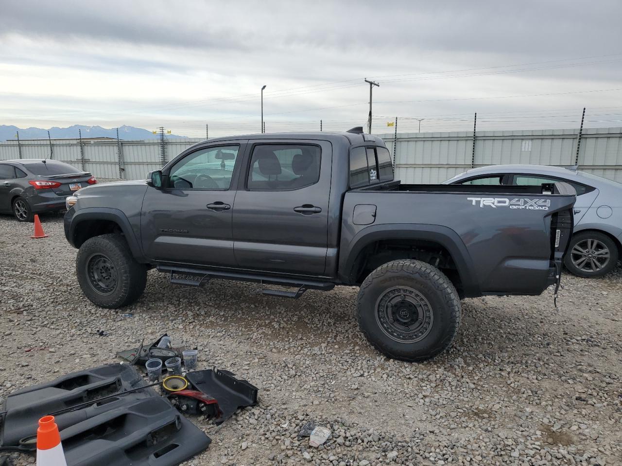 2016 TOYOTA TACOMA