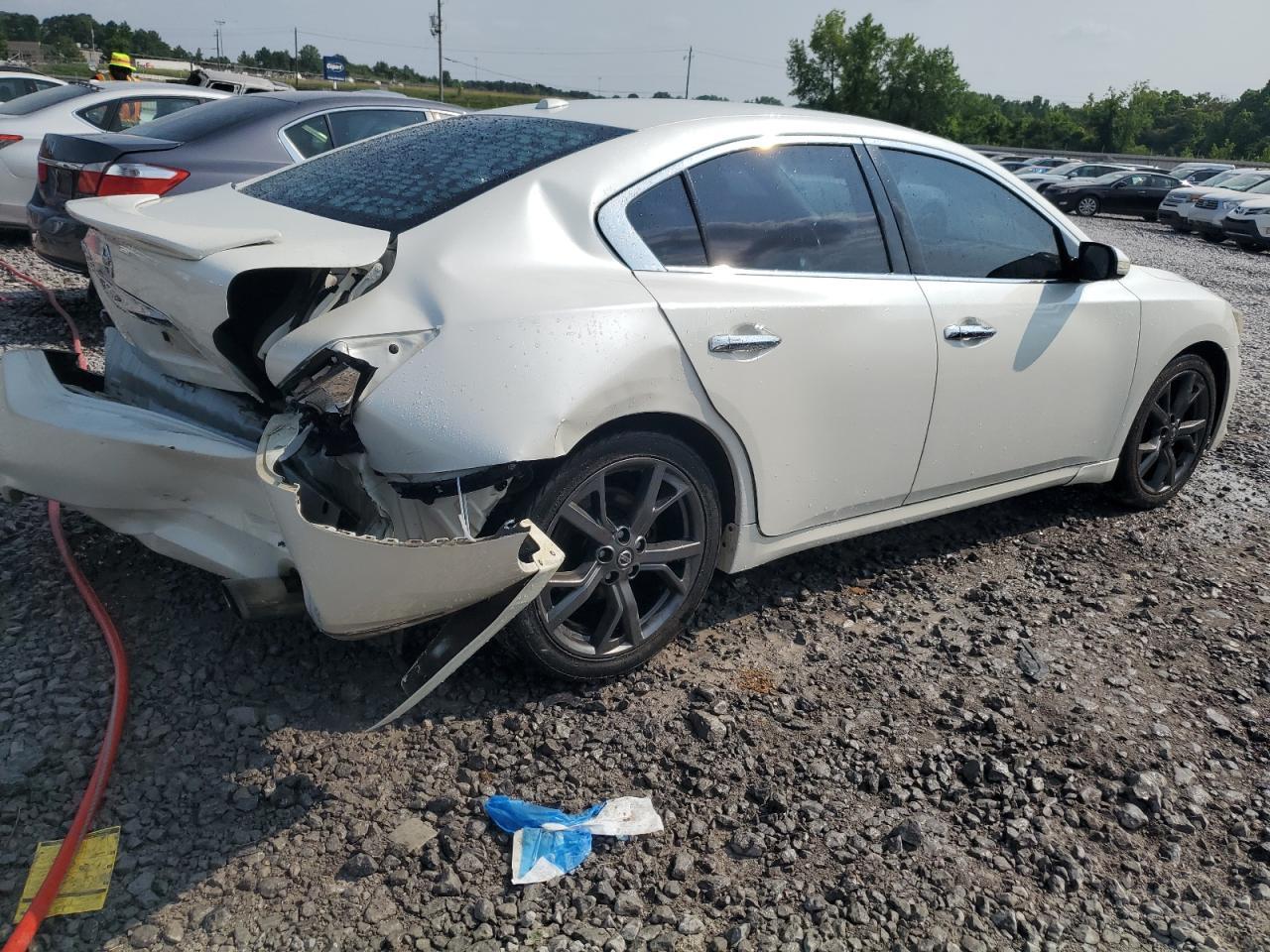 2014 NISSAN Maxima