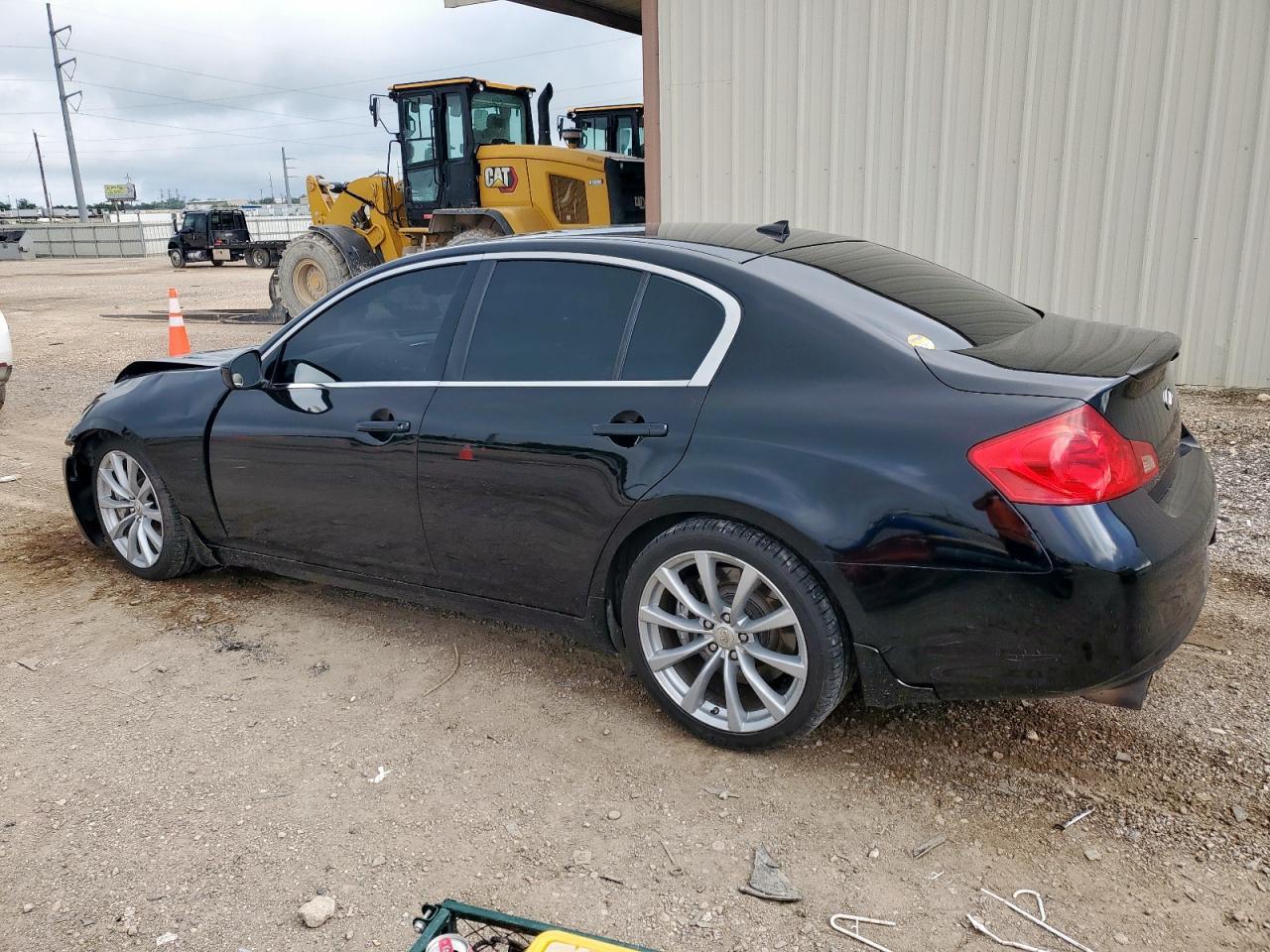 2015 INFINITI Q40