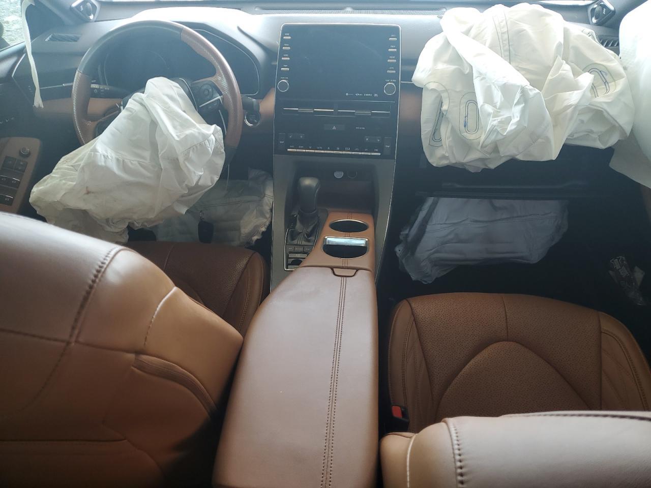 2019 TOYOTA Avalon