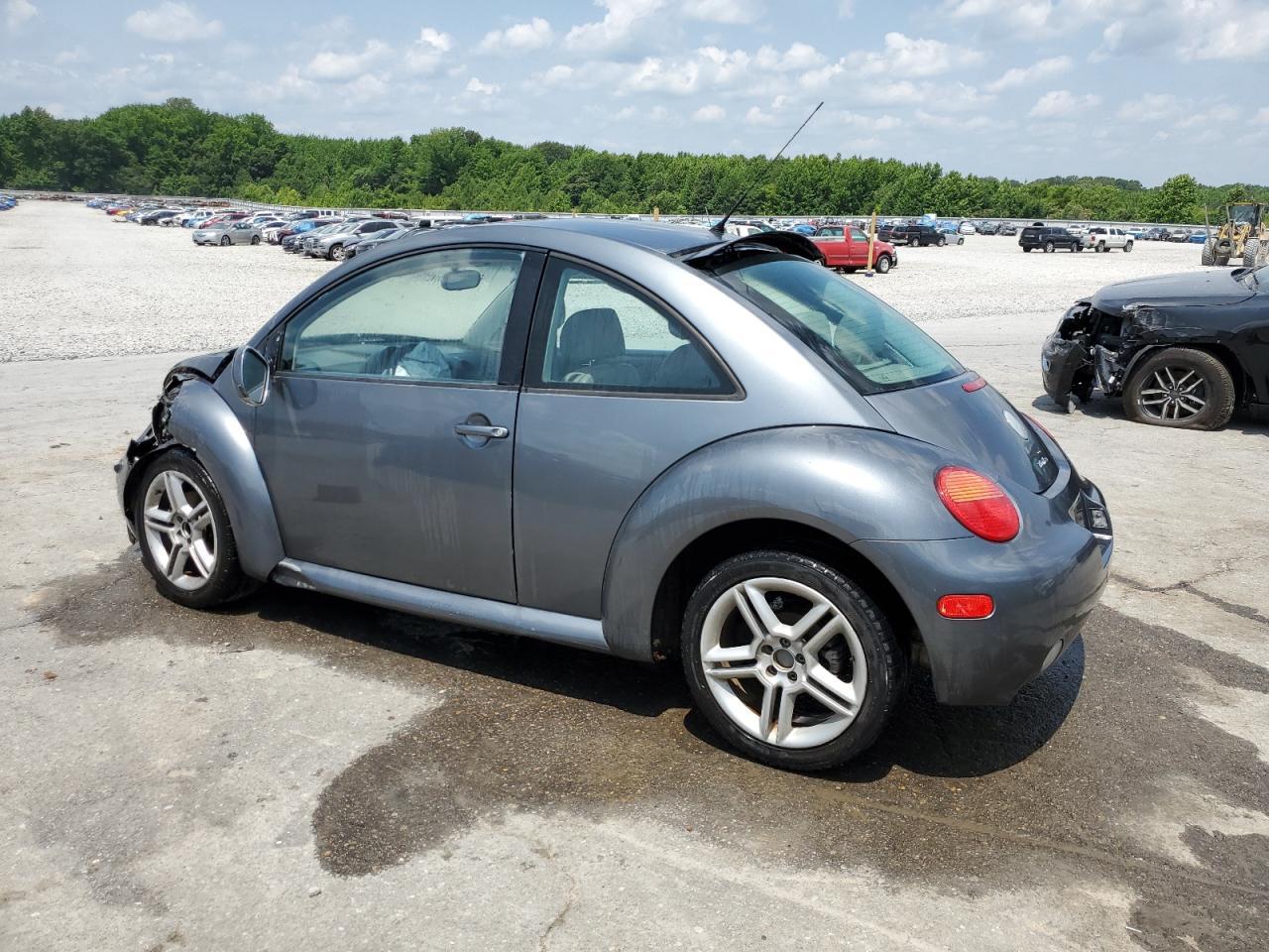 2004 VOLKSWAGEN Beetle