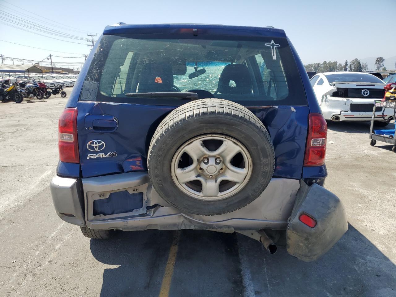 2004 TOYOTA RAV4