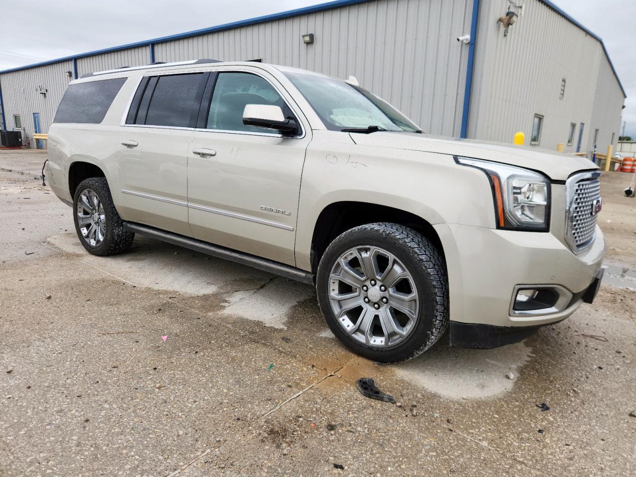 2016 GMC Yukon