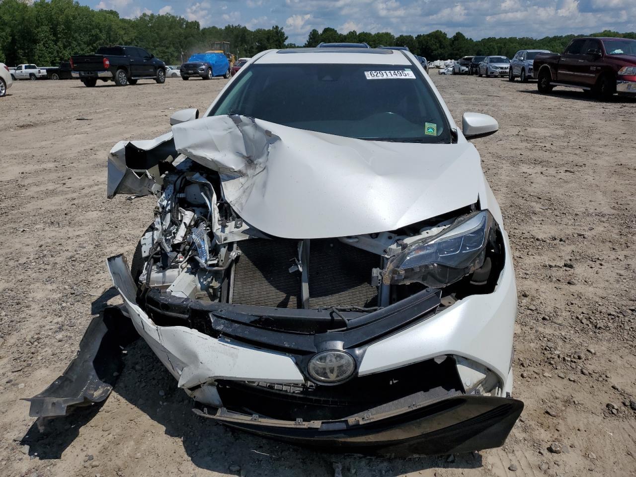 2019 TOYOTA COROLLA