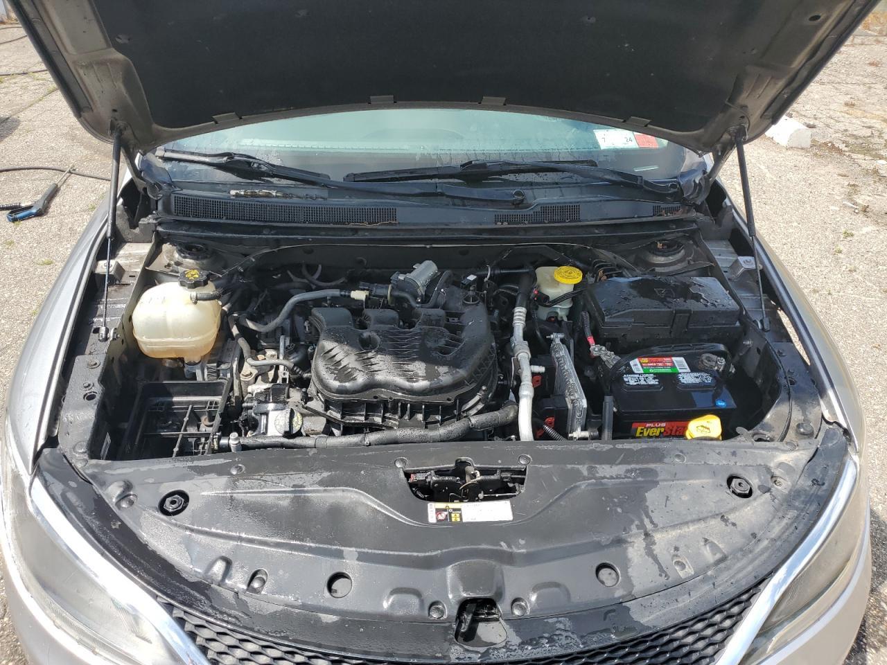 2015 CHRYSLER 200