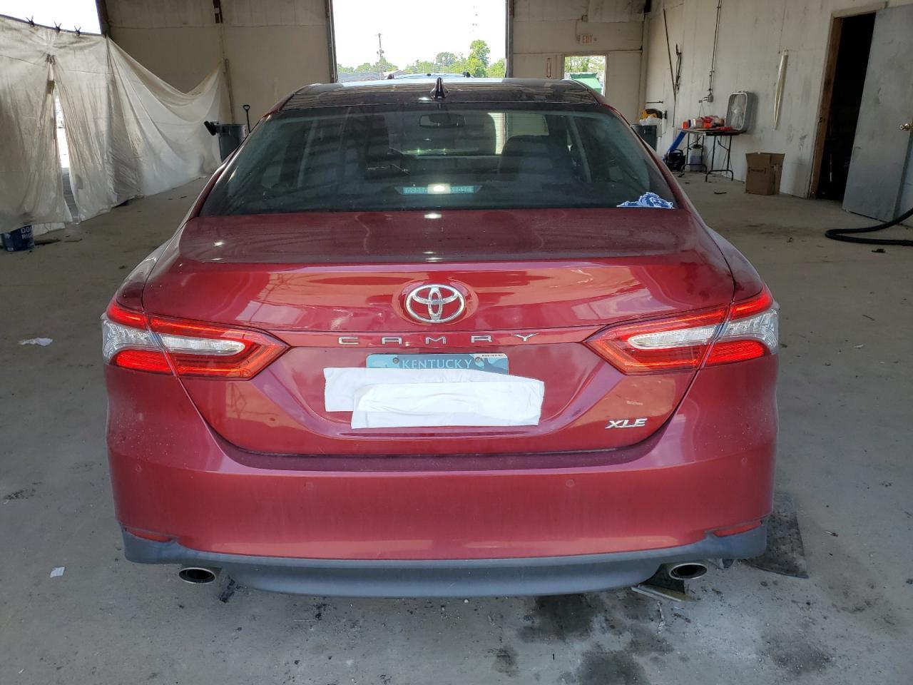 2018 TOYOTA CAMRY
