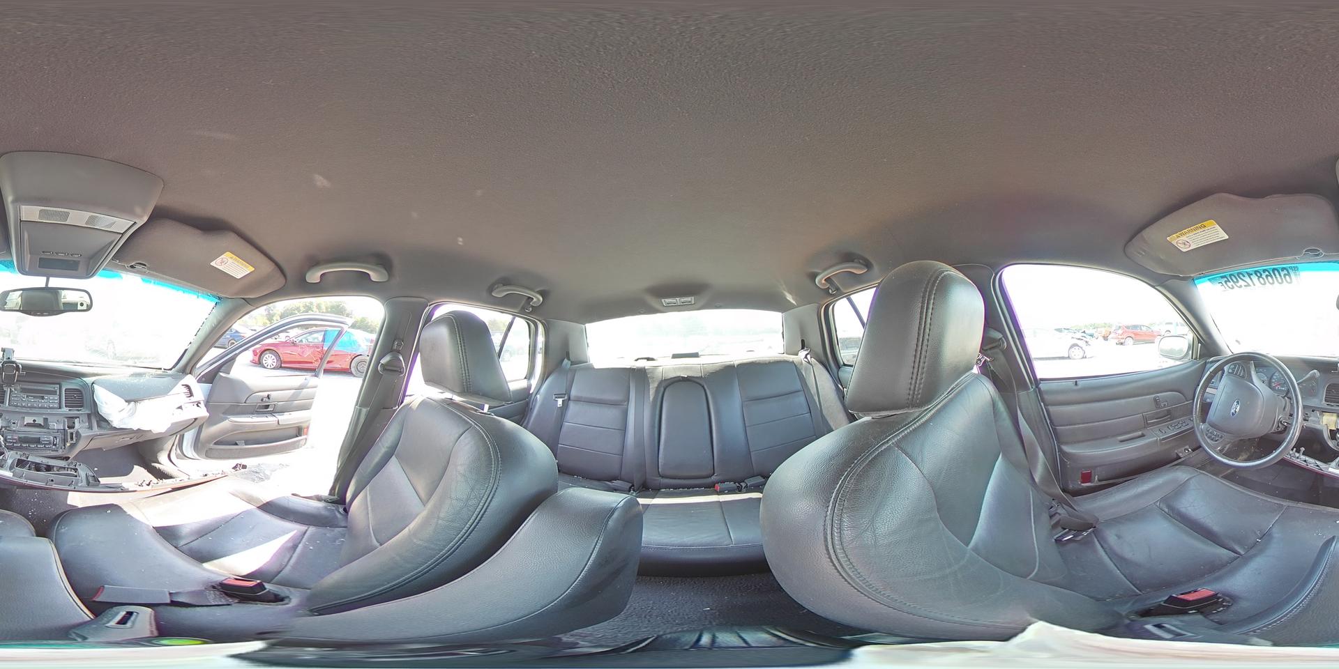 2004 FORD Crown Victoria