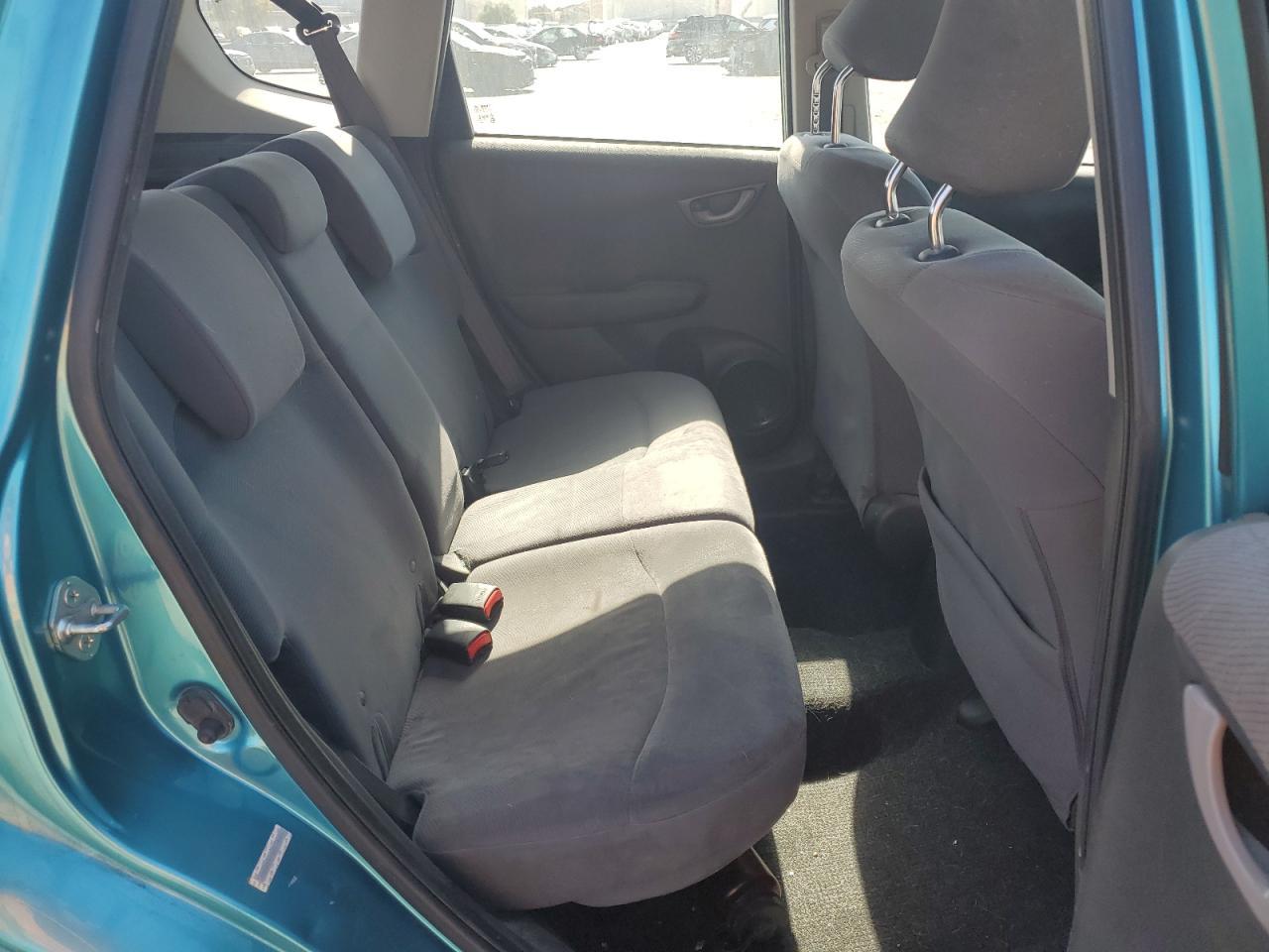 2012 HONDA FIT