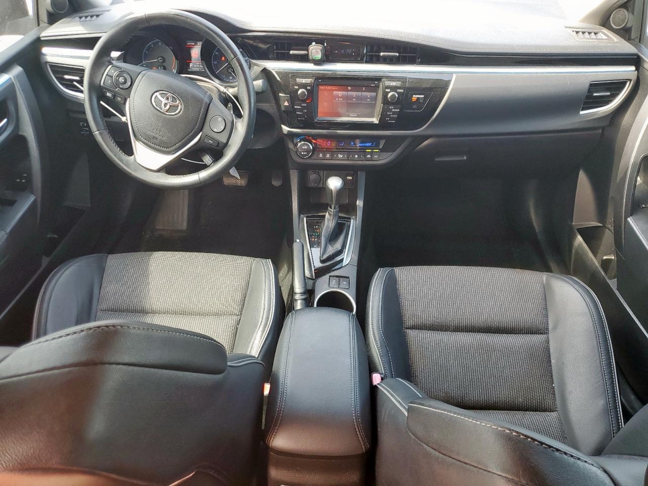 2015 TOYOTA COROLLA