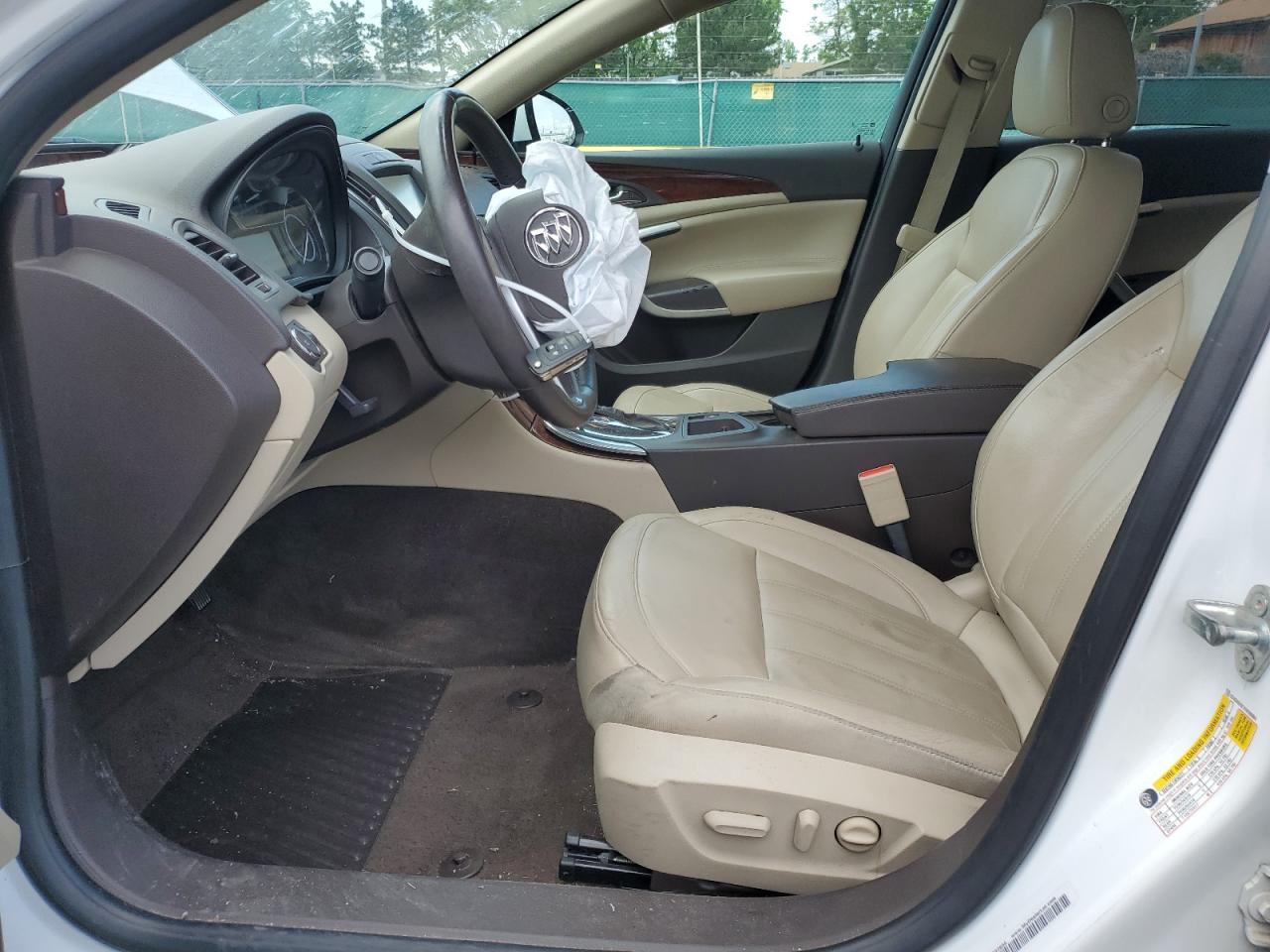 2017 BUICK Regal