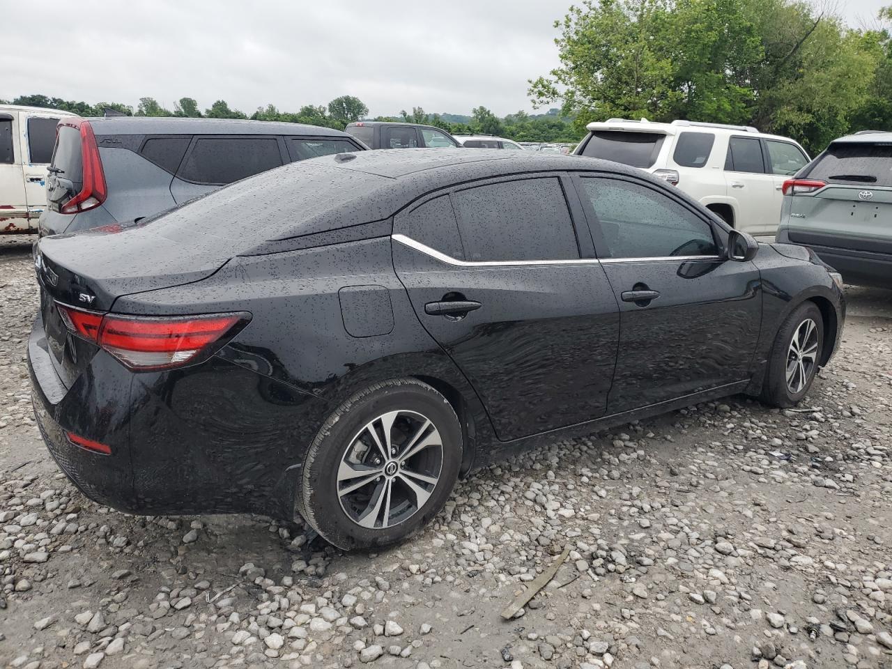 2022 NISSAN SENTRA