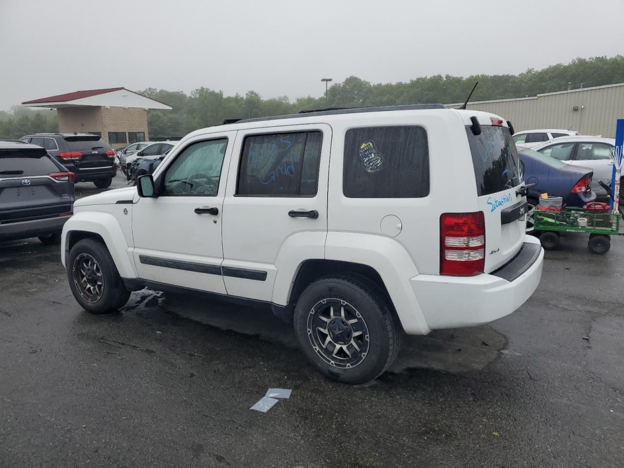 2012 JEEP Liberty