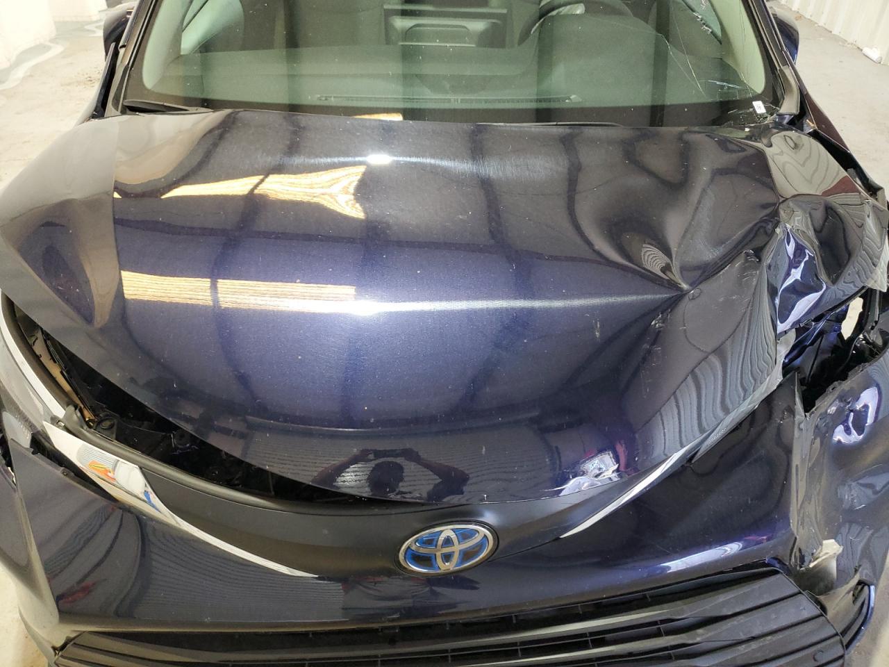 2025 TOYOTA SIENNA