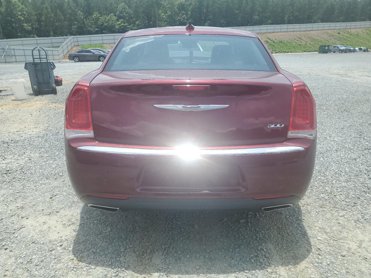 2020 CHRYSLER 300