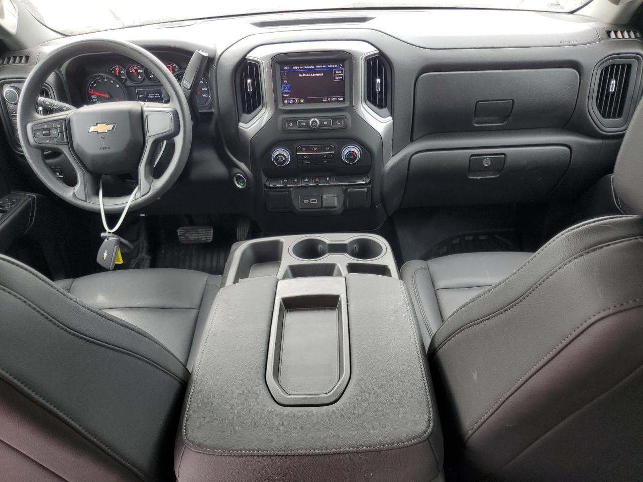 2024 CHEVROLET Silverado