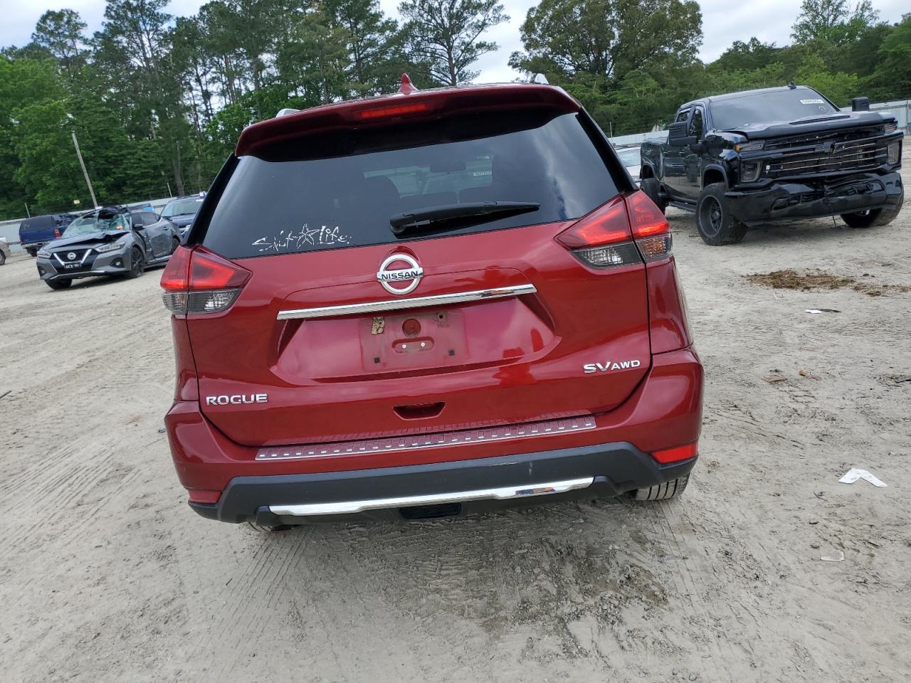 2018 NISSAN ROGUE